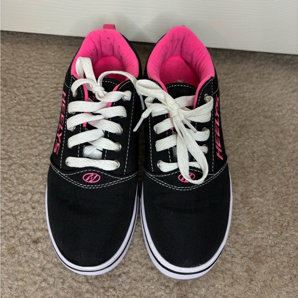 Heelys Black and Pink Roller Sneaks- Like New - Picture 3 of 10